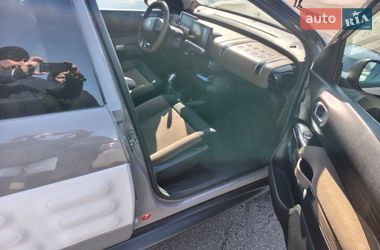 Позашляховик / Кросовер Citroen C4 Cactus 2015 в Києві