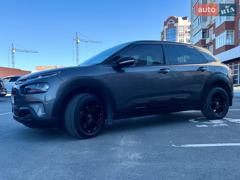 Позашляховик / Кросовер Citroen C4 Cactus 2018 в Умані