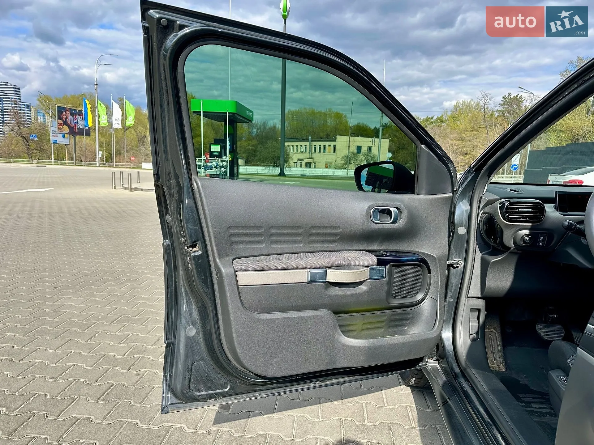 2015 Citroen C4 Cactus - мініатюра 21