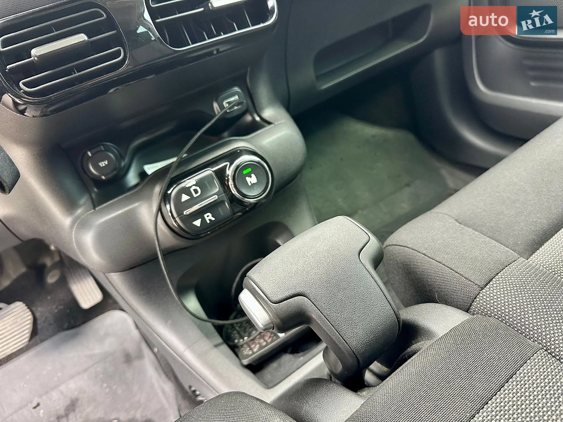 2015 Citroen C4 Cactus - мініатюра 25