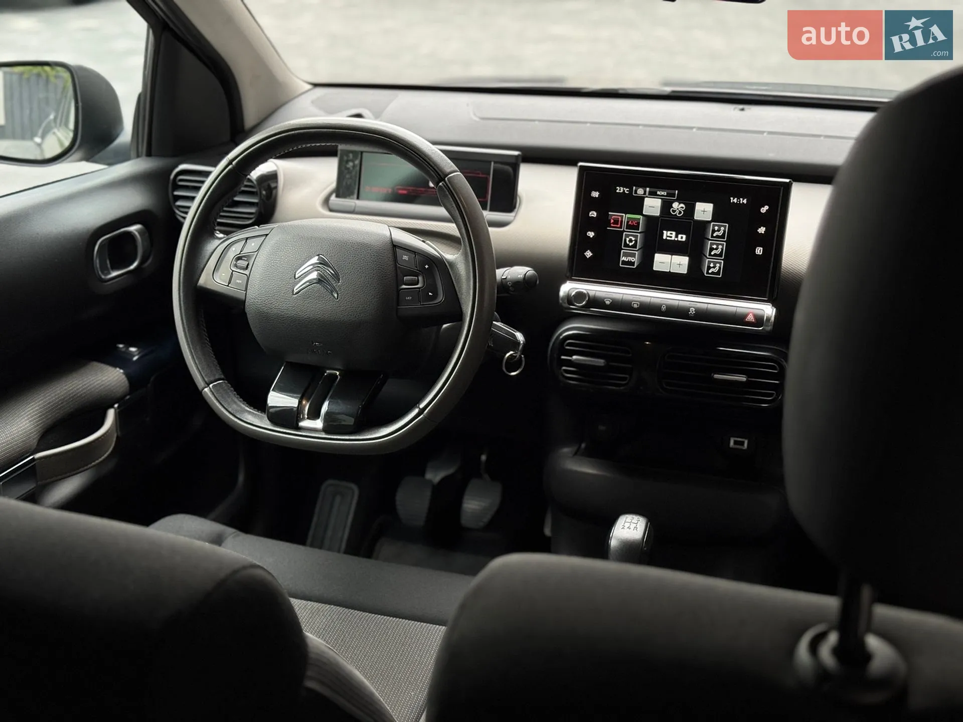 2017 Citroen C4 Cactus - мініатюра 18