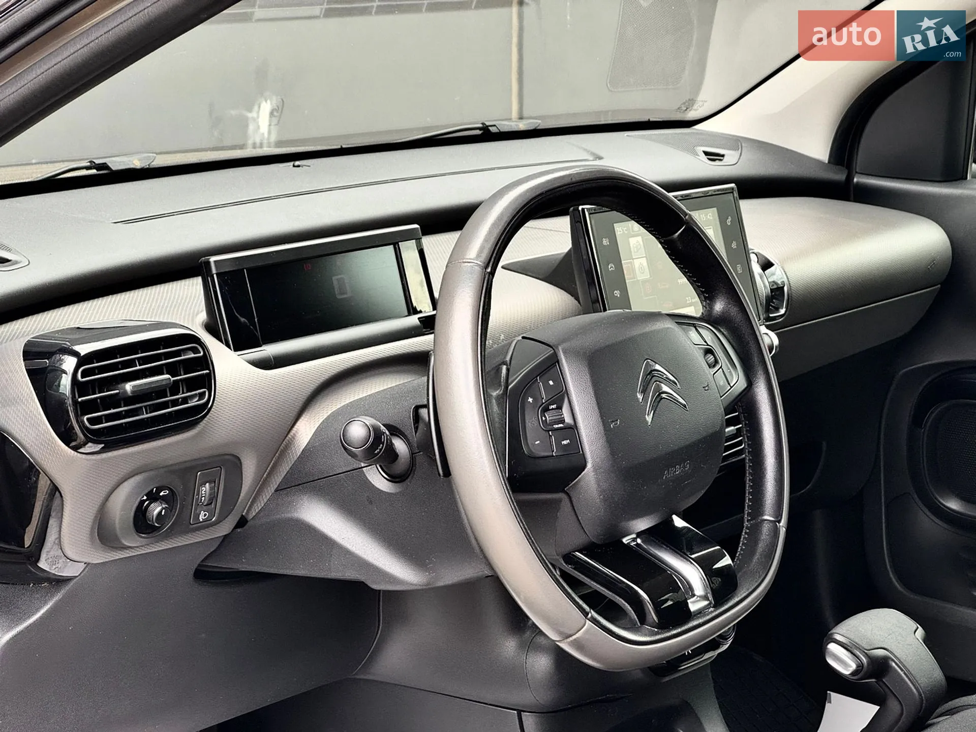 2018 Citroen C4 Cactus - мініатюра 27