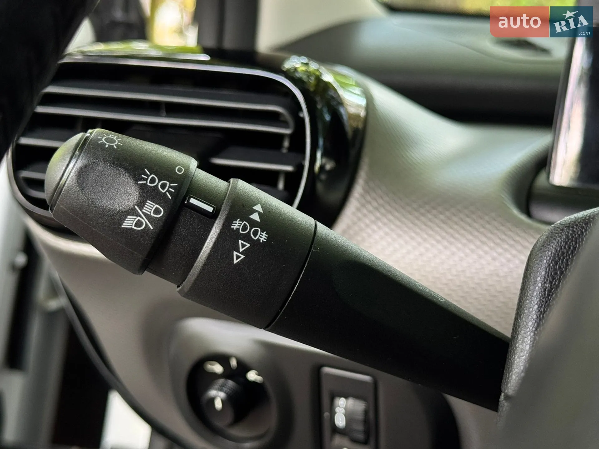 2019 Citroen C4 Cactus - мініатюра 41