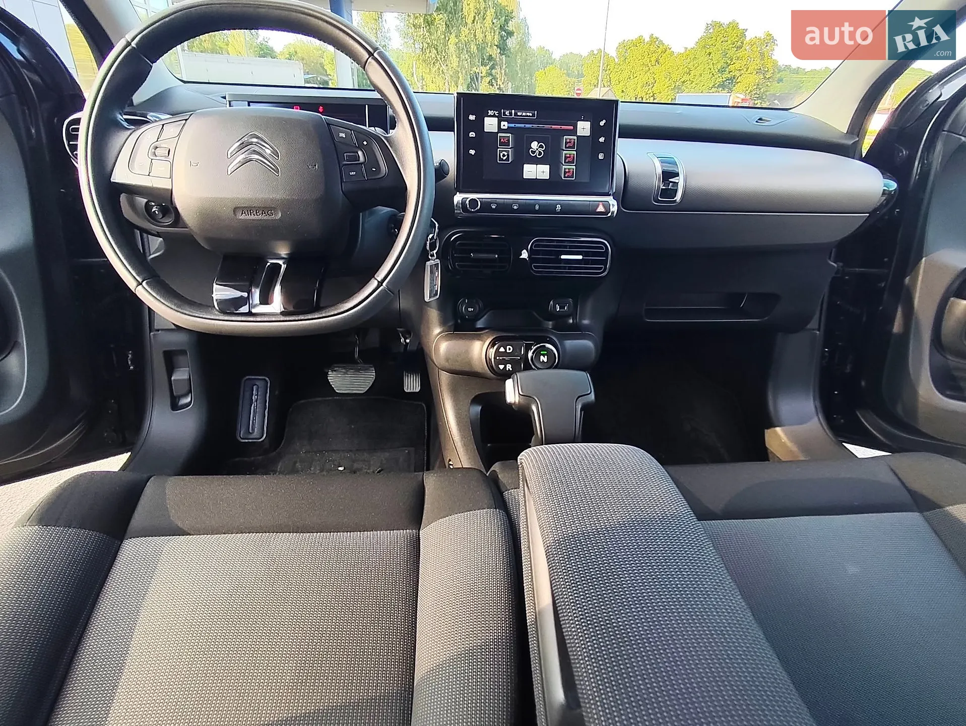 2015 Citroen C4 Cactus - мініатюра 25