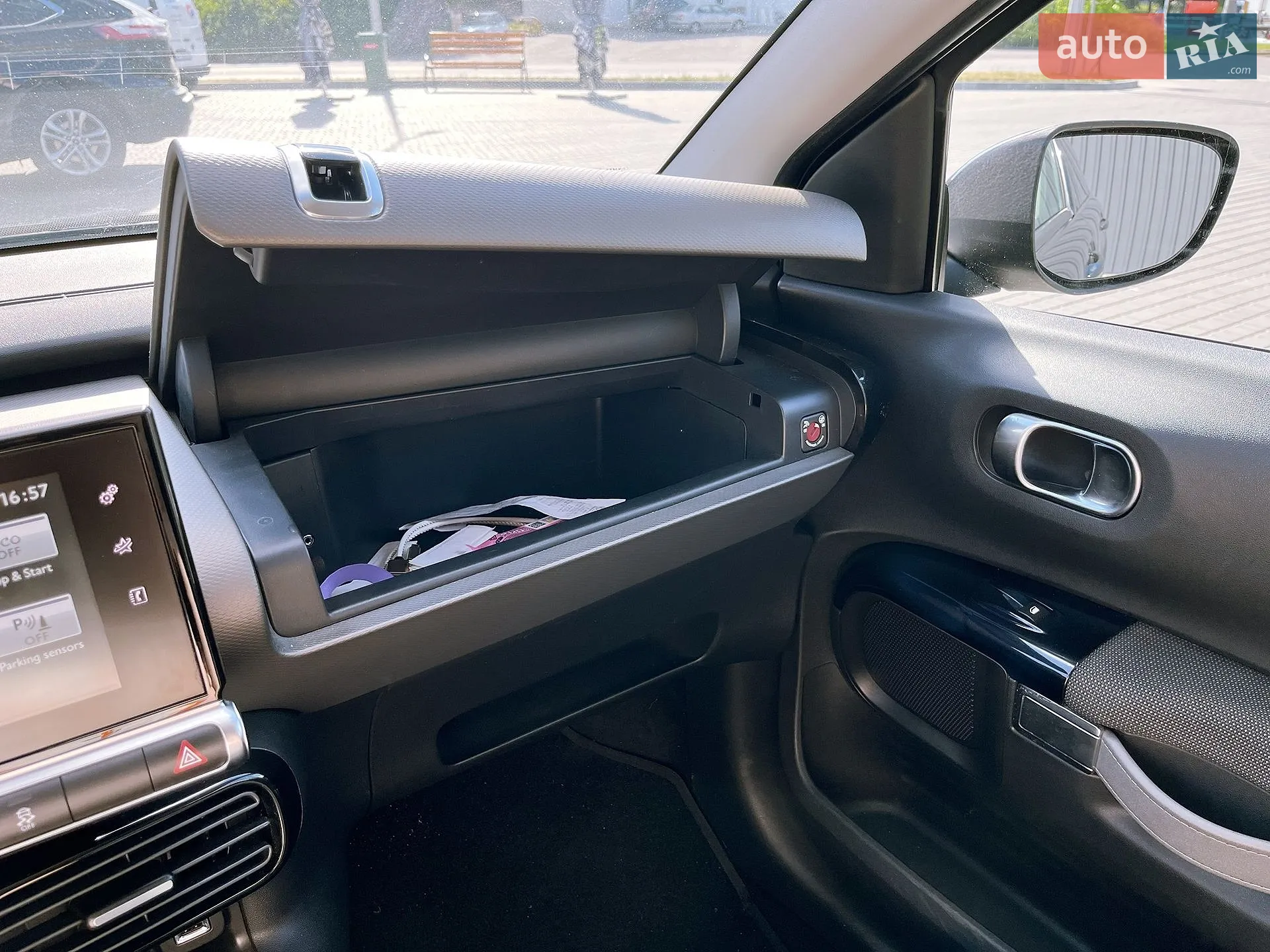 2016 Citroen C4 Cactus - мініатюра 15