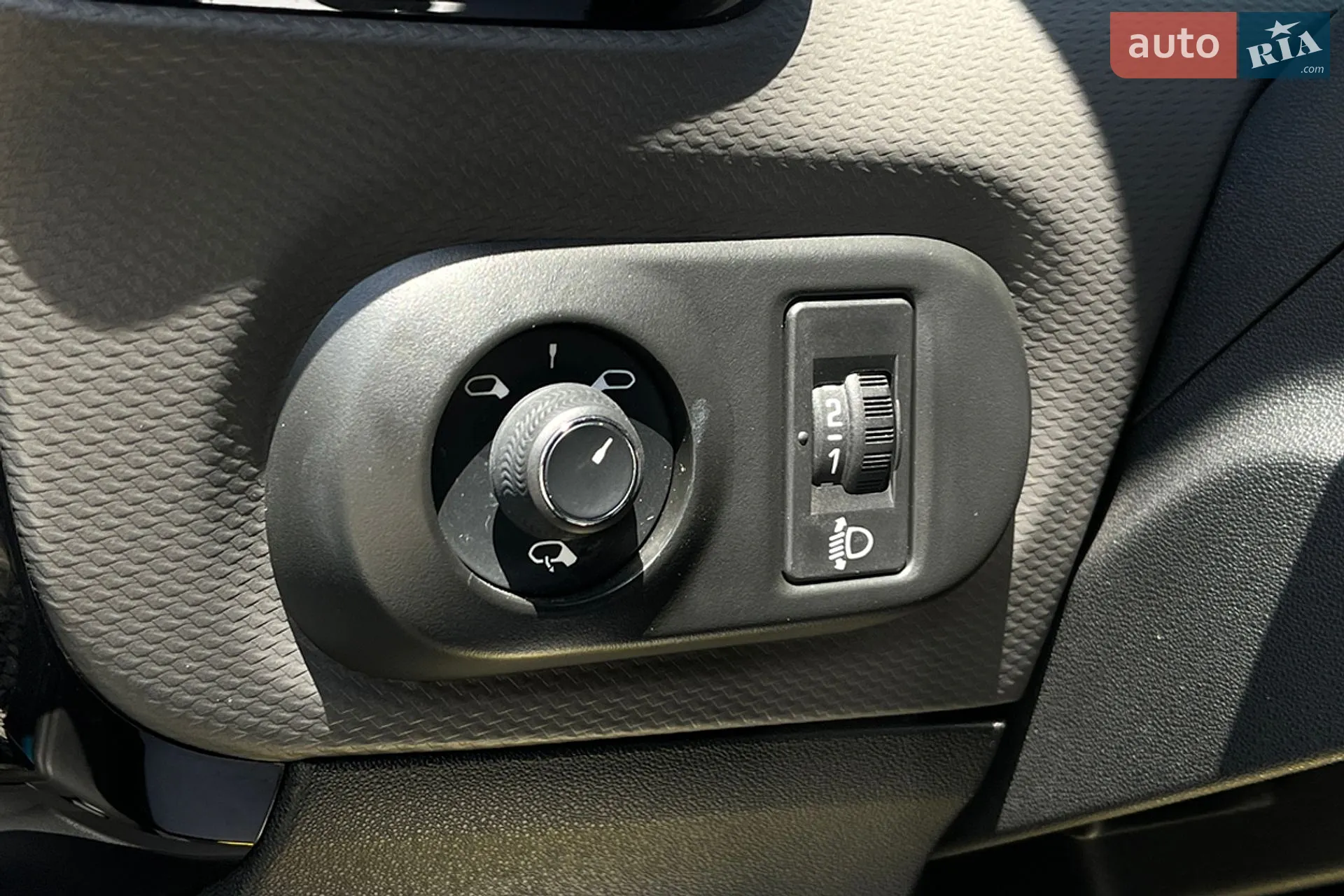 2019 Citroen C4 Cactus - мініатюра 10