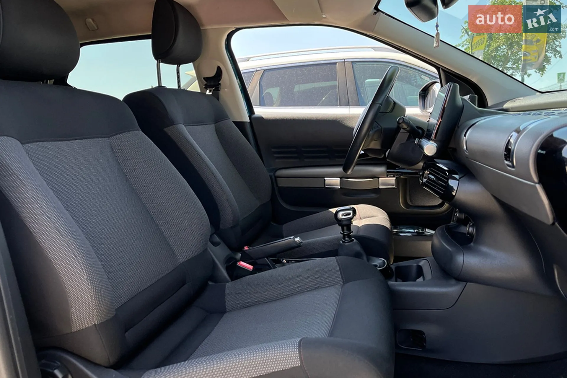 2019 Citroen C4 Cactus - мініатюра 16