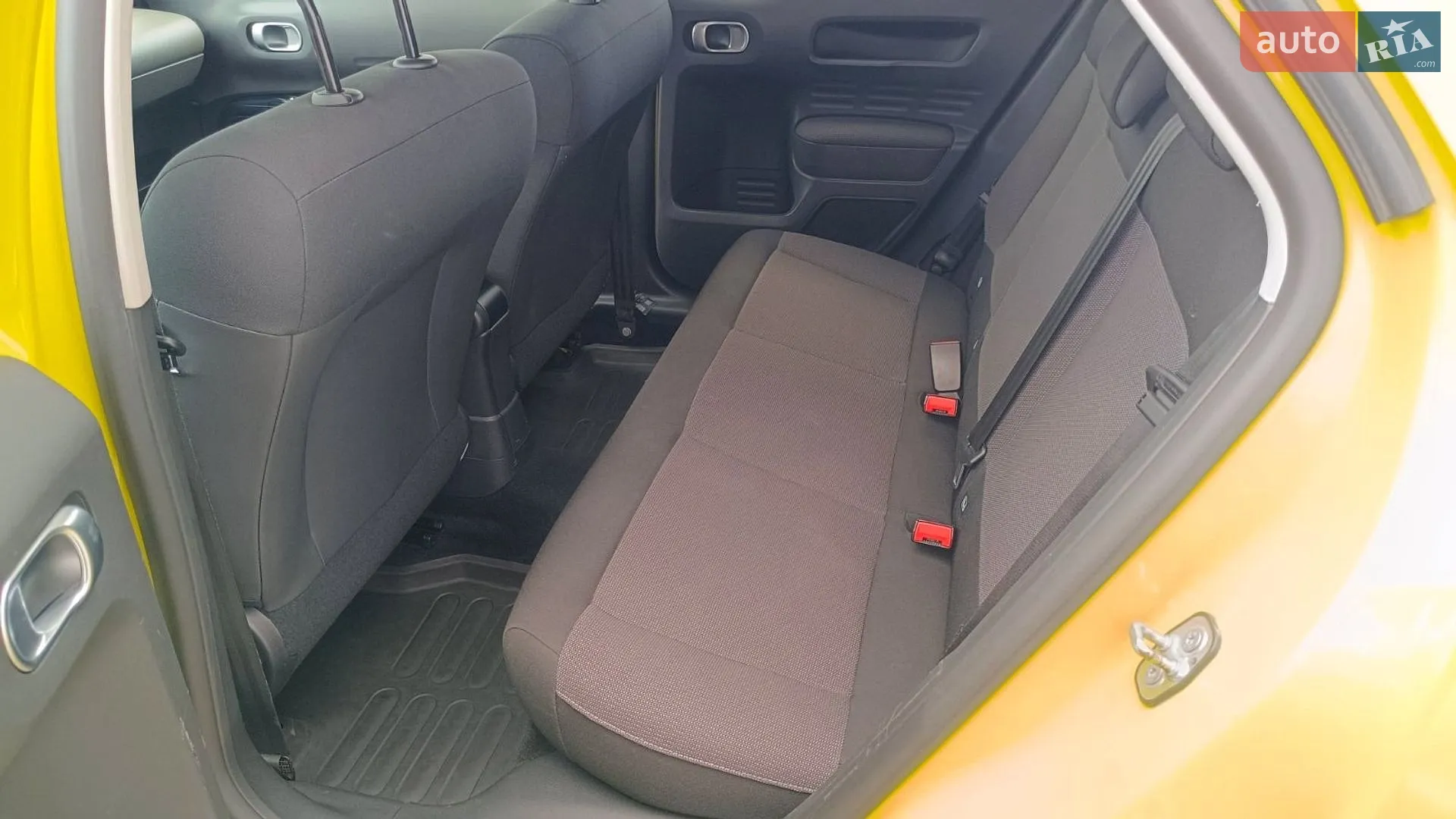 2017 Citroen C4 Cactus - мініатюра 12