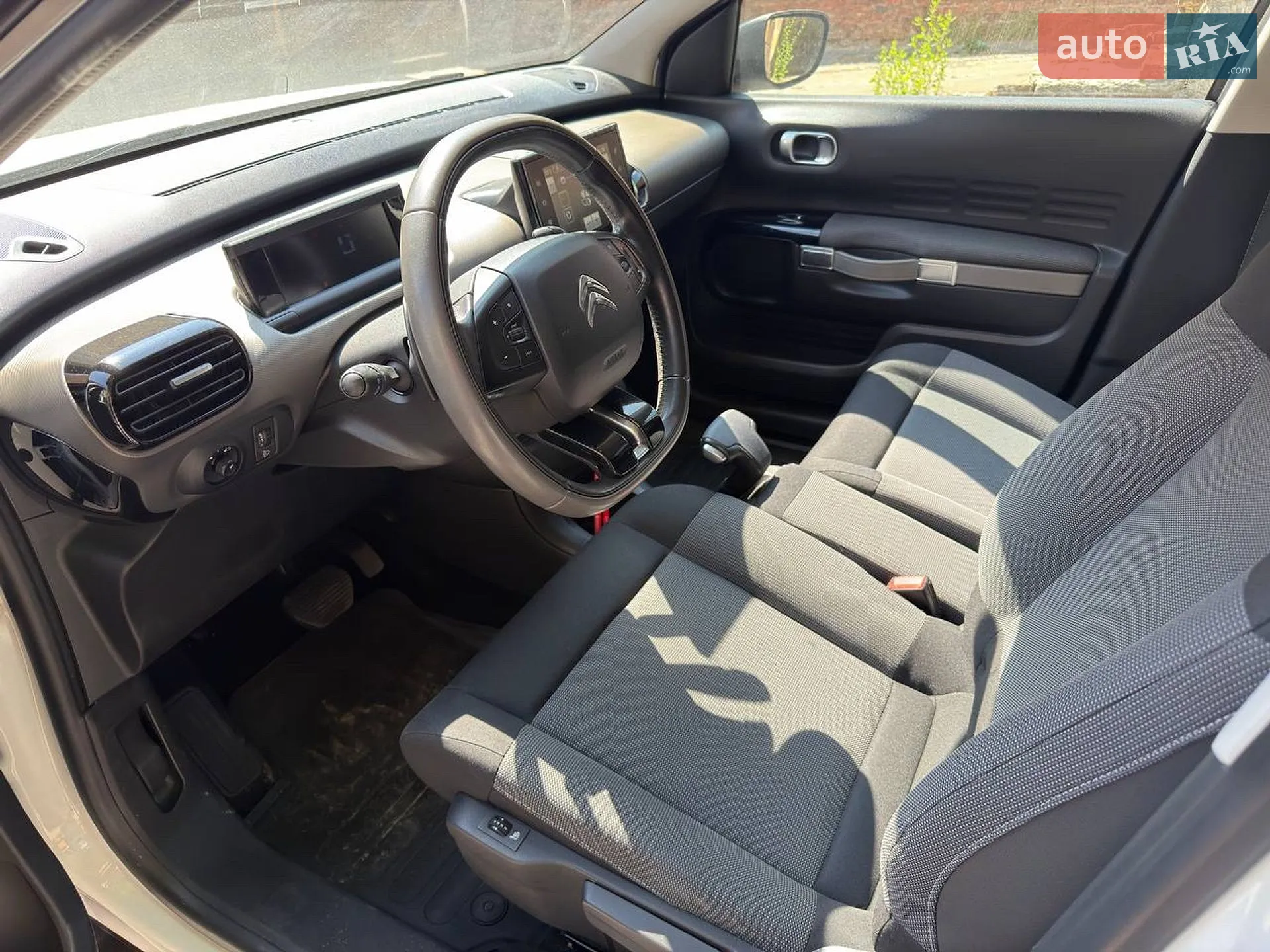 2015 Citroen C4 Cactus - мініатюра 10