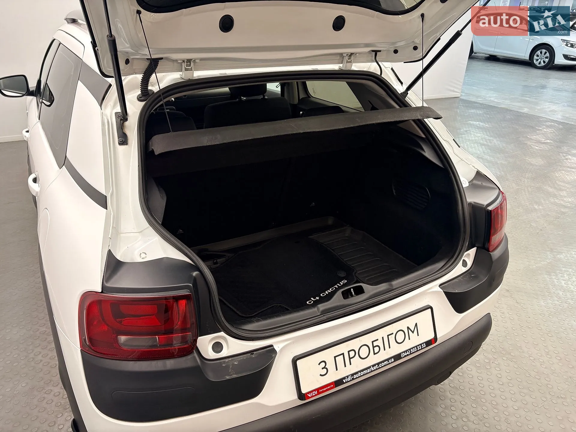 2017 Citroen C4 Cactus - мініатюра 6
