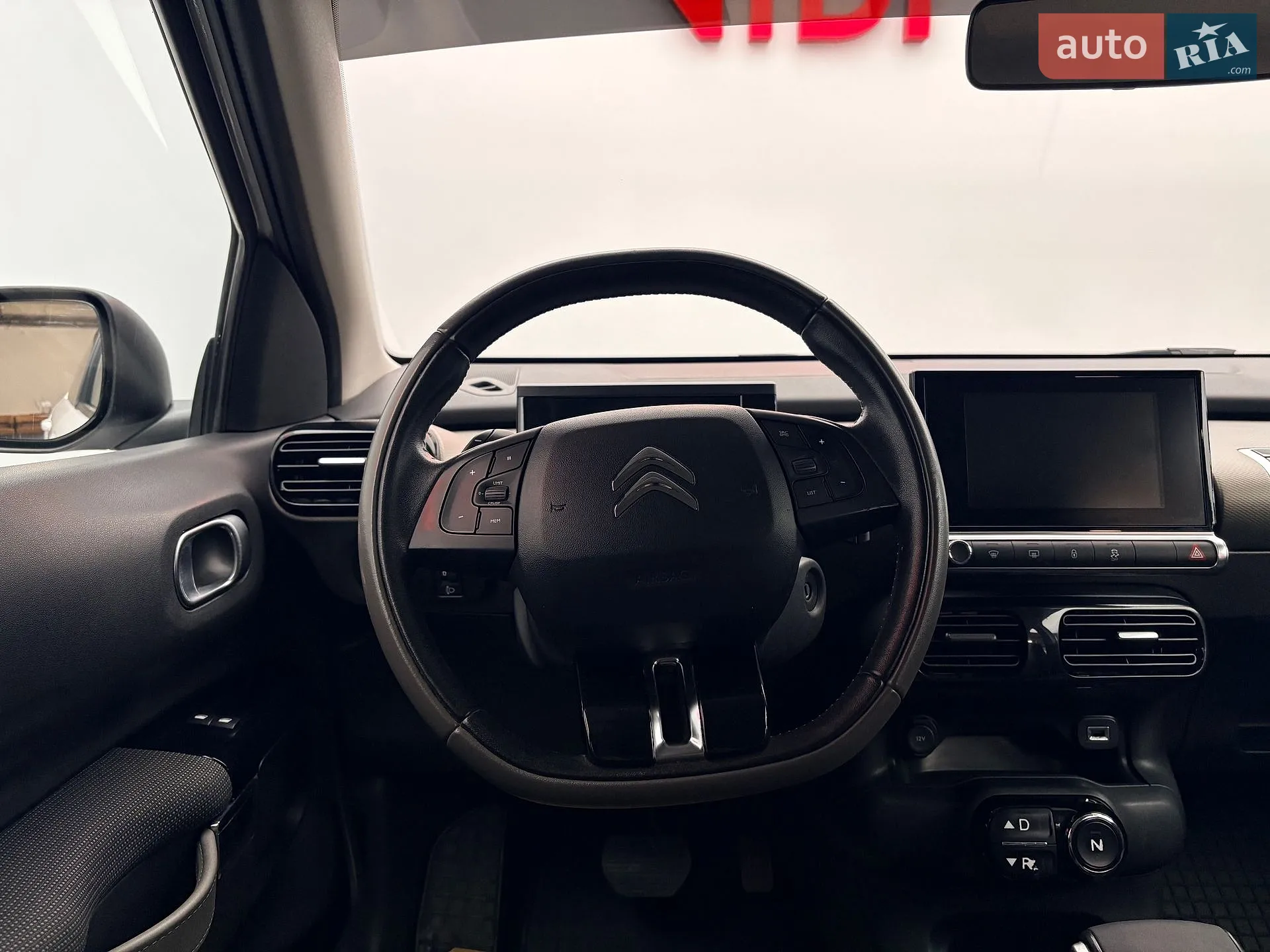 2017 Citroen C4 Cactus - мініатюра 11