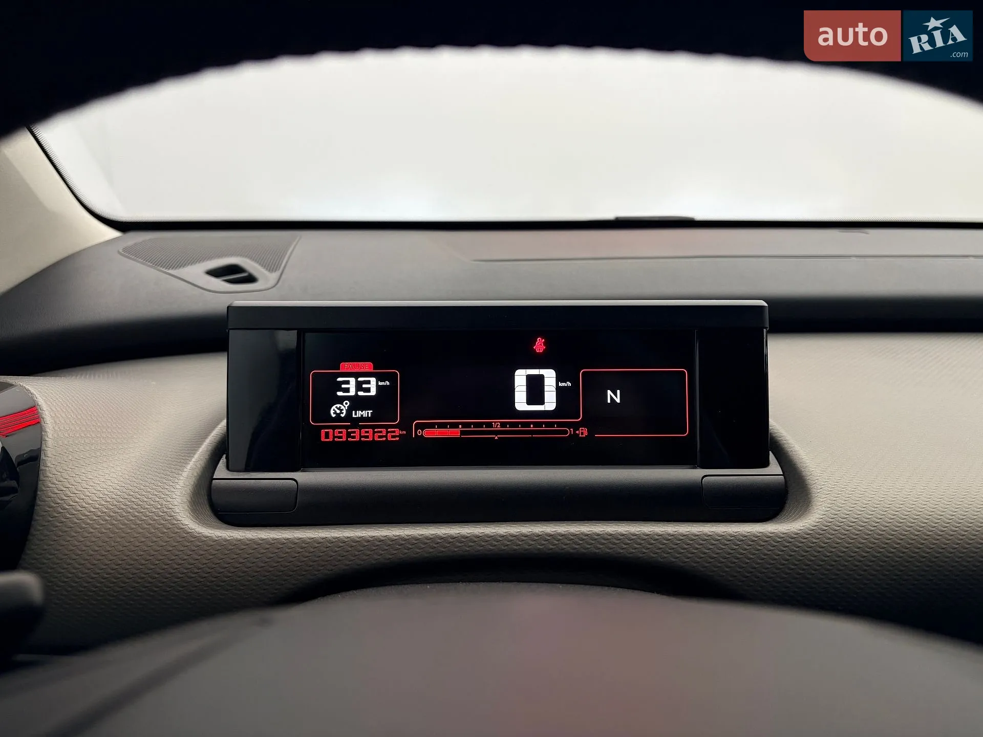2017 Citroen C4 Cactus - мініатюра 12