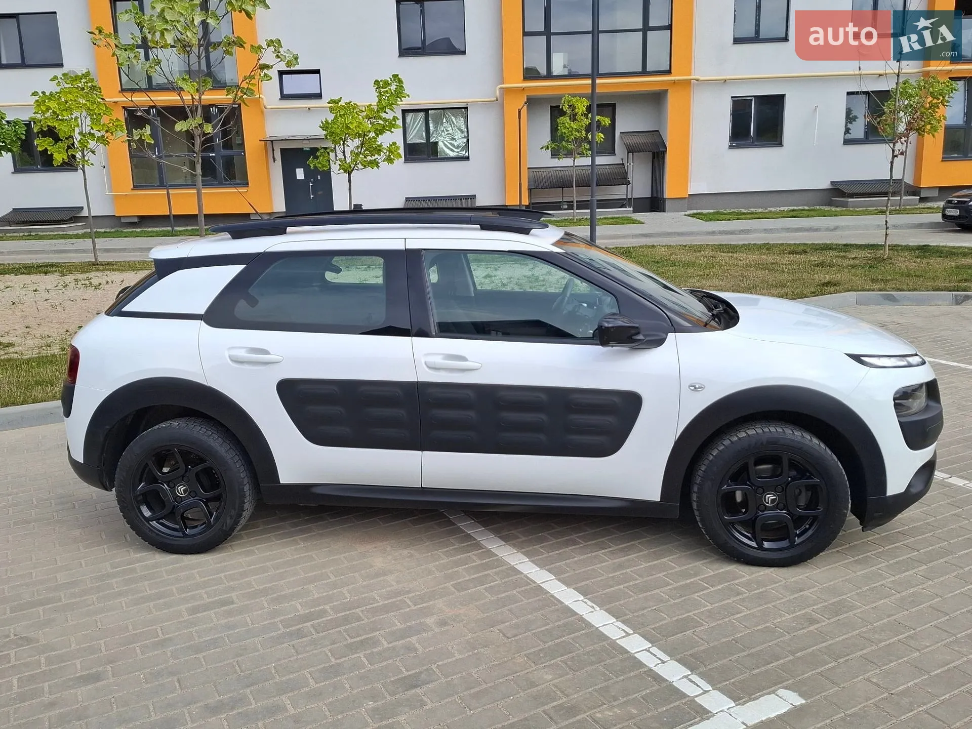 2017 Citroen C4 Cactus - мініатюра 7