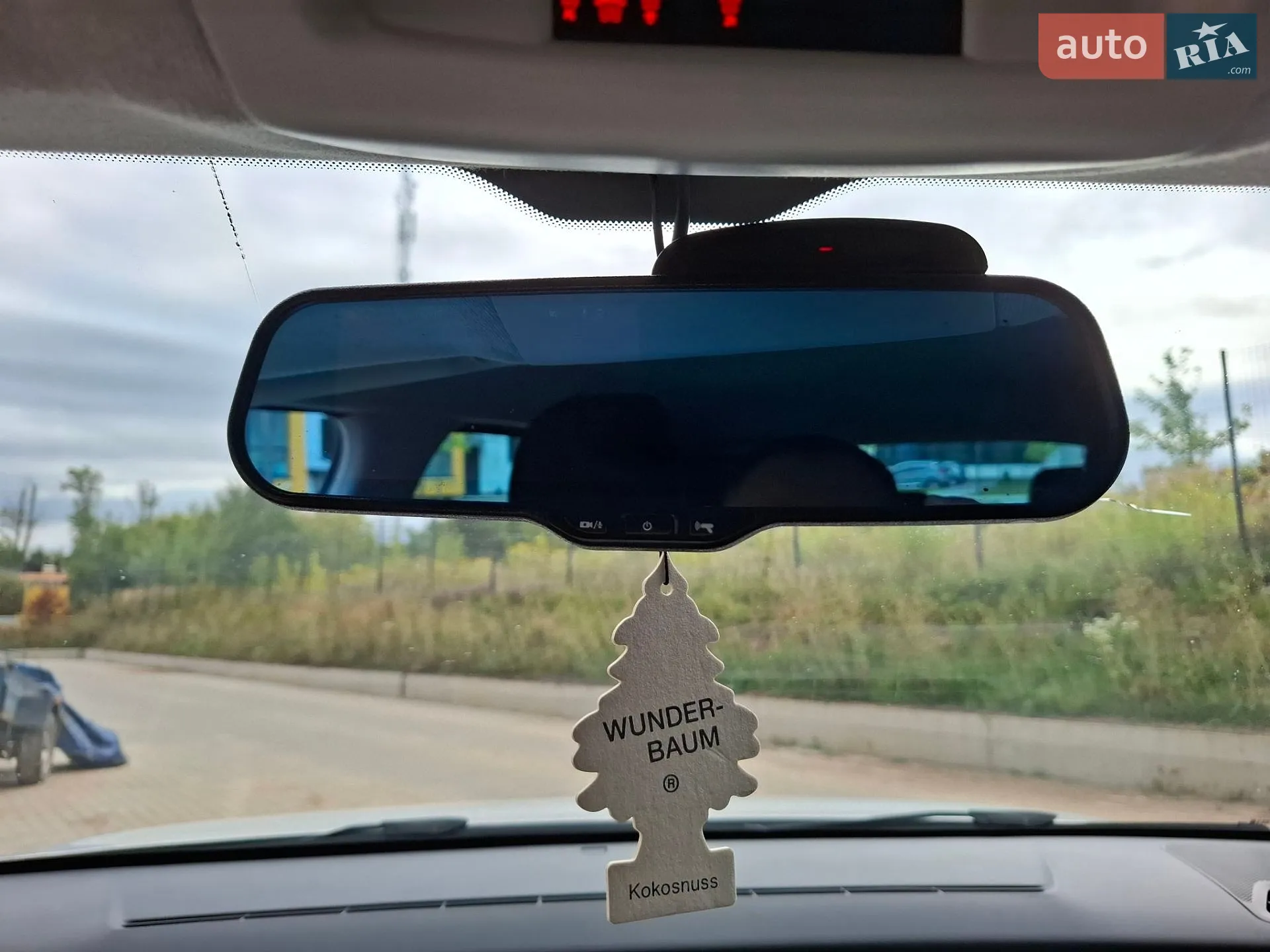 2017 Citroen C4 Cactus - мініатюра 27