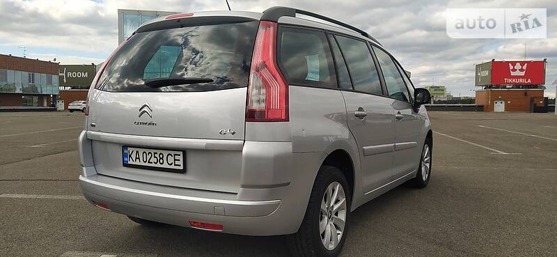 Універсал Citroen C4 Picasso 2011 в Києві