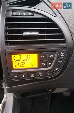 Мікровен Citroen C4 Picasso 2011 в 