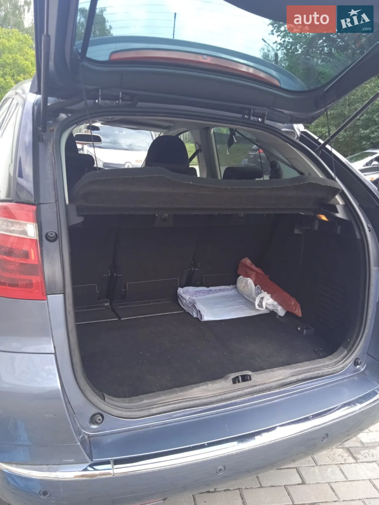 2010 Citroen C4 Picasso - мініатюра 11