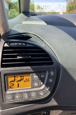 Минивэн Citroen C4 Picasso 2007 в 