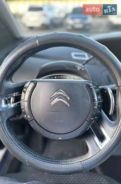 Микровэн Citroen C4 Picasso 2010 в 