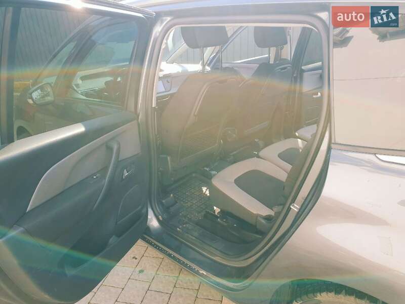 Микровэн Citroen C4 Picasso 2015 в Ужгороде фото 2 Микровэн Citroen C4 Picasso 2015 в Ужгороде