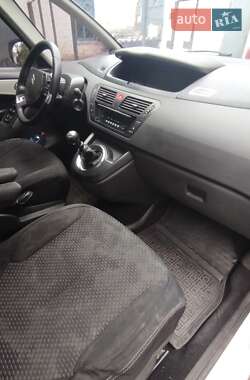 Микровэн Citroen C4 Picasso 2012 в 