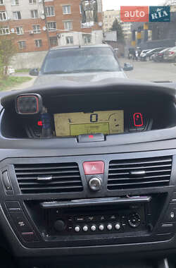 Микровэн Citroen C4 Picasso 2010 в 
