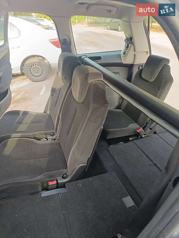 Микровэн Citroen C4 Picasso 2008 в Терновке фото 12 Микровэн Citroen C4 Picasso 2008 в Терновке