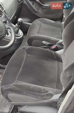 Микровэн Citroen C4 Picasso 2009 в 