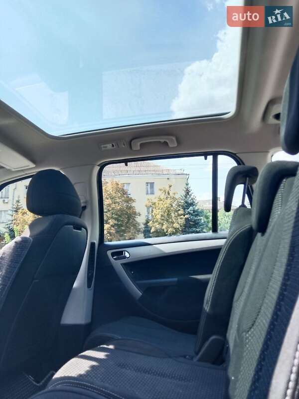 Микровэн Citroen C4 Picasso 2010 в Обухове