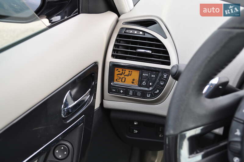 Микровэн Citroen C4 Picasso 2012 в Киеве