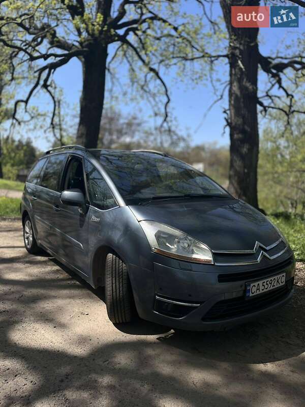 Микровэн Citroen C4 Picasso 2010 в 