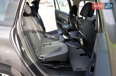Мікровен Citroen C4 Picasso 2017 в 