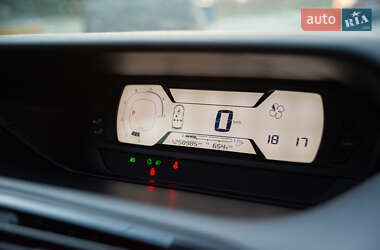 Мікровен Citroen C4 Picasso 2016 в 