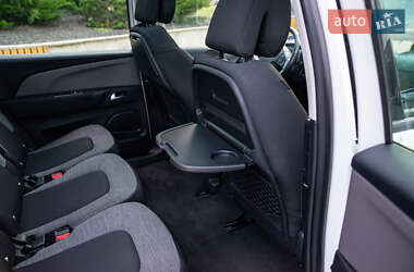 Мікровен Citroen C4 Picasso 2016 в 