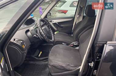 Микровэн Citroen C4 Picasso 2010 в 