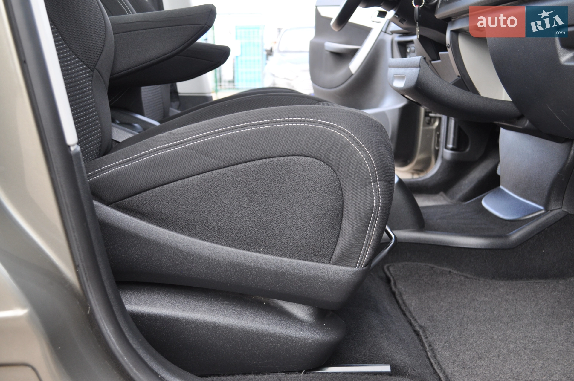 2011 Citroen C4 Picasso - мініатюра 57