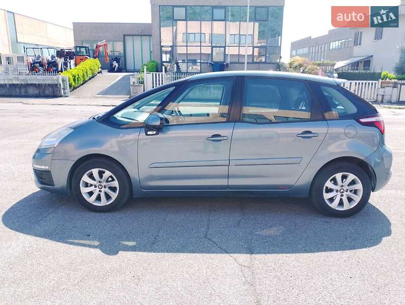 Микровэн Citroen C4 Picasso 2011 в 