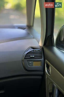Микровэн Citroen C4 Picasso 2011 в 