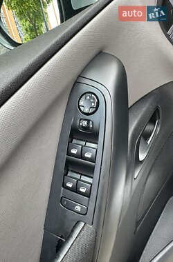 Мікровен Citroen C4 Picasso 2015 в 