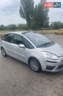 Микровэн Citroen C4 Picasso 2010 в 