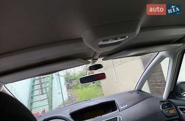 Мікровен Citroen C4 Picasso 2012 в 