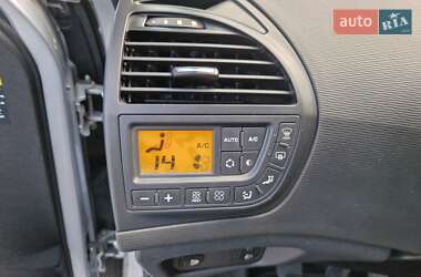 Микровэн Citroen C4 Picasso 2010 в 
