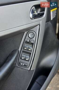 Микровэн Citroen C4 Picasso 2010 в 