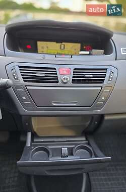 Микровэн Citroen C4 Picasso 2010 в 