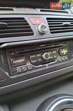 Микровэн Citroen C4 Picasso 2010 в 