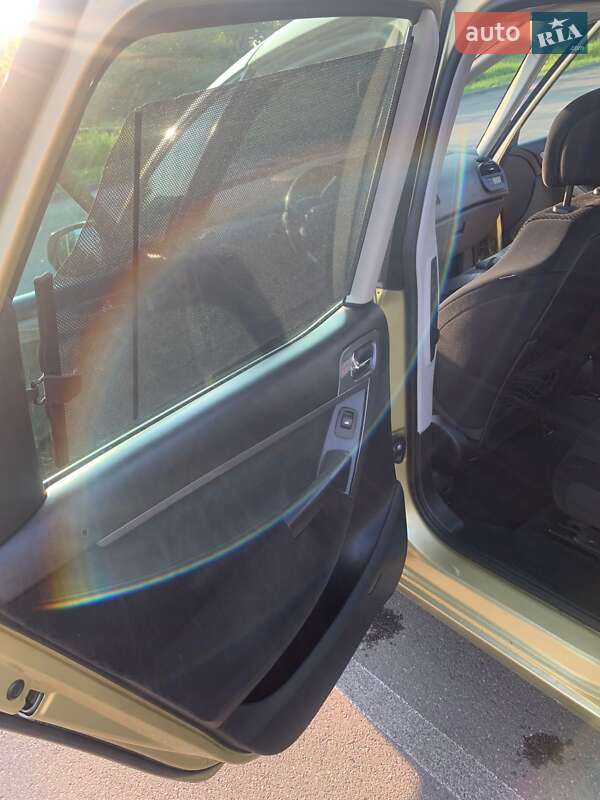 Микровэн Citroen C4 Picasso 2008 в Киеве