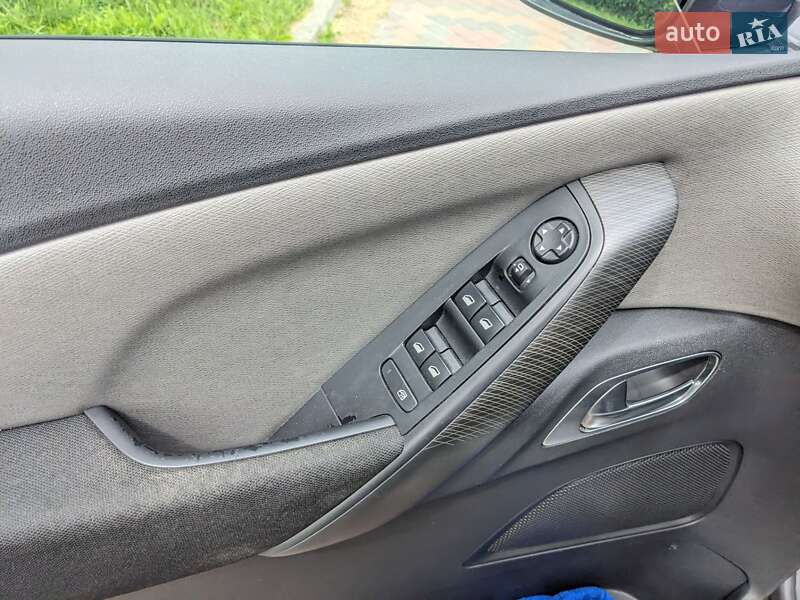 Мікровен Citroen C4 Picasso 2013 в Звягелі