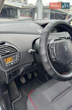 Микровэн Citroen C4 Picasso 2011 в 