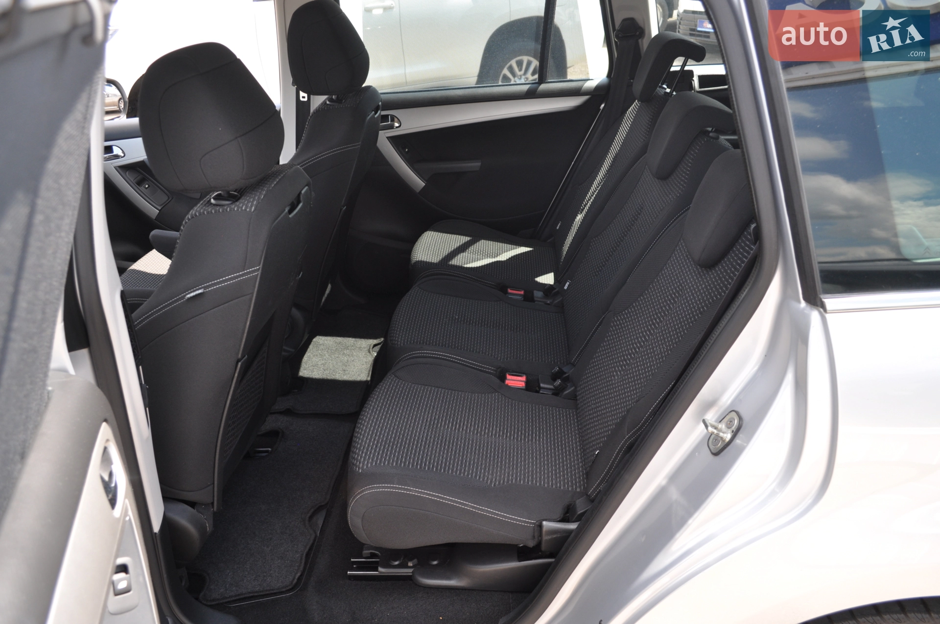 2012 Citroen C4 Picasso - мініатюра 15