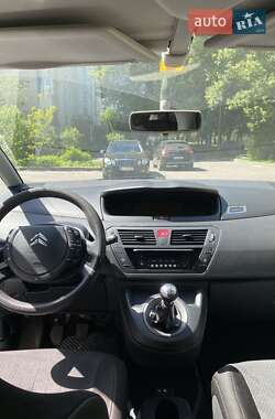 Микровэн Citroen C4 Picasso 2010 в 